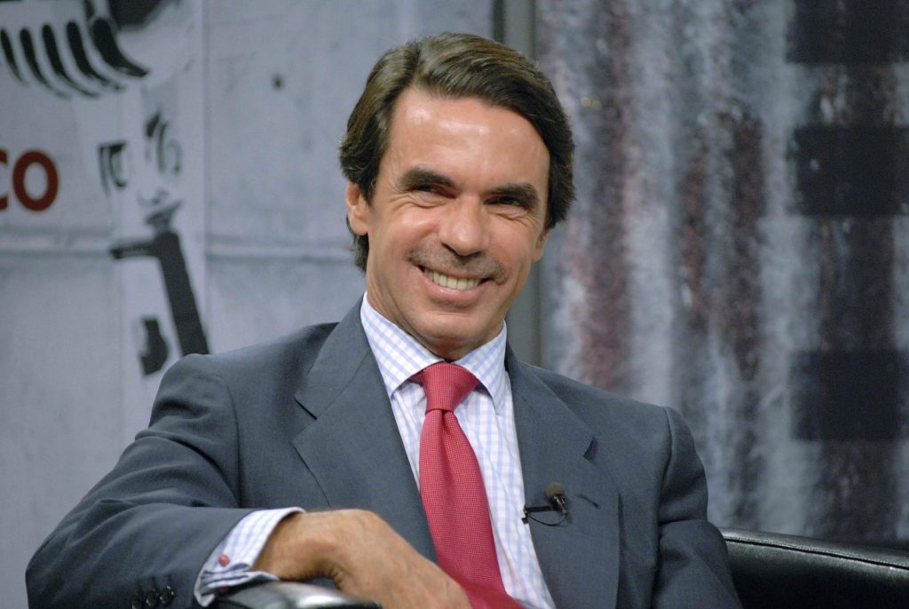 Aznar es el tercero de los presidentes mejor valorados en España